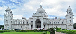 250px-Victoria_Memorial_Kolkata_panorama